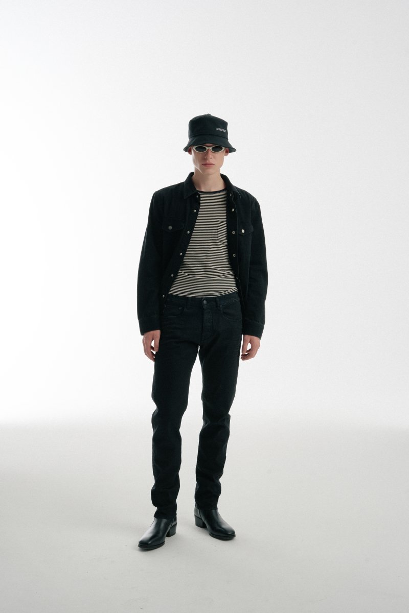 aniven ETHAN / Worn Black
