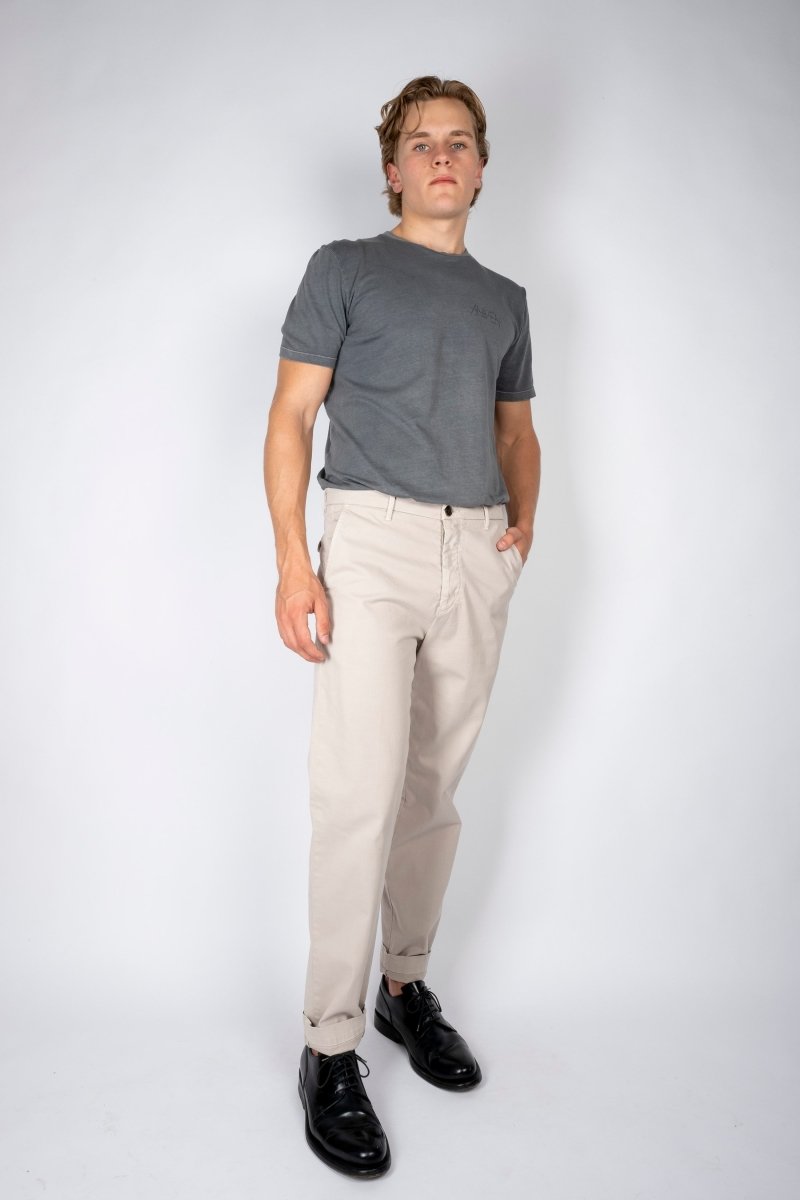 SLOUCHY CHINO / Stone Garment Dyed Sand - Aniven